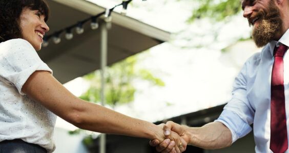 trouver professionnel organisation-d'un evenement d'entreprise
