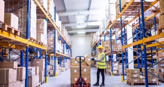 Comment aménager efficacement un entrepôt ?