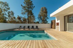 Piscine : les impôts et taxes à payer